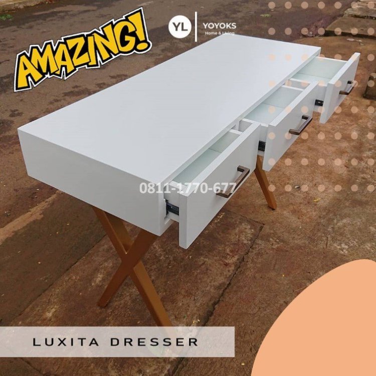 RB78 lemari kayu 2 pintu.jpg