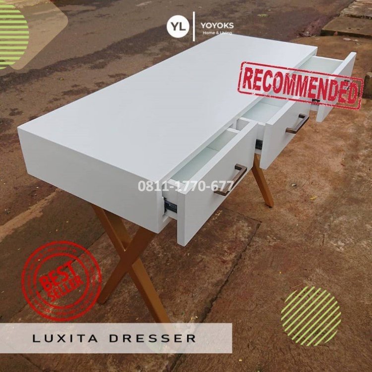 RB68 lemari kayu jati 2 pintu.jpg