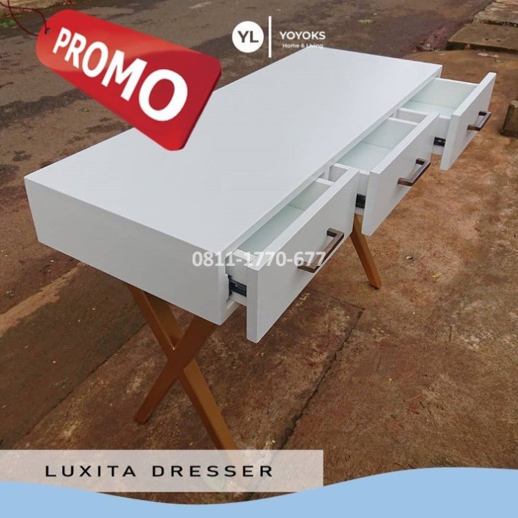 RB41 rak sudut kayu.jpg