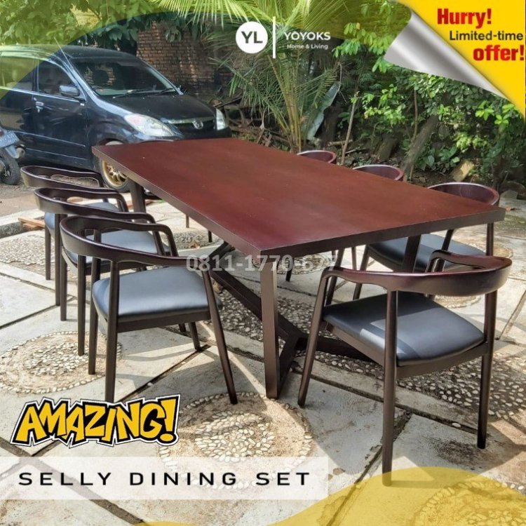 SMA85 set meja makan dari kayu.jpg