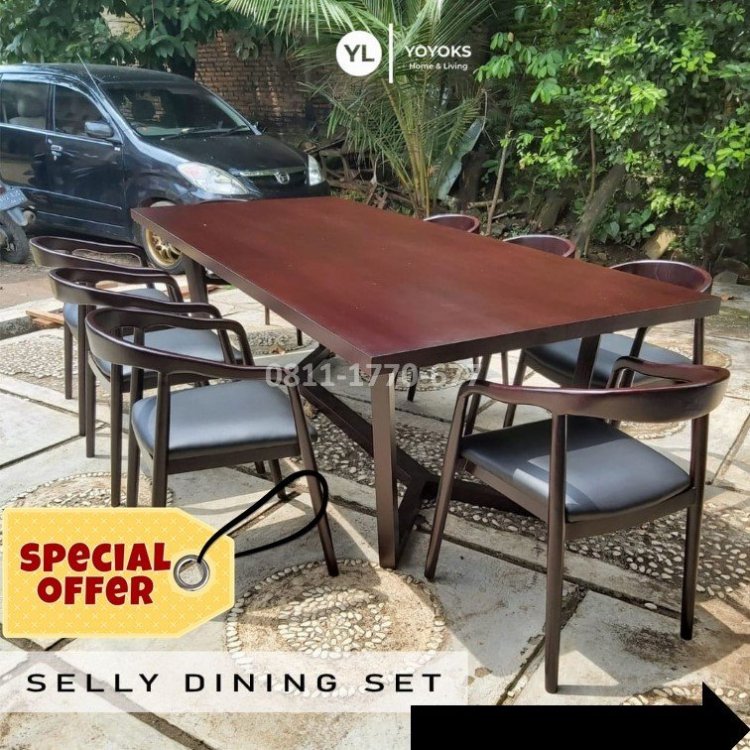 SMA63 set meja makan kayu.jpg