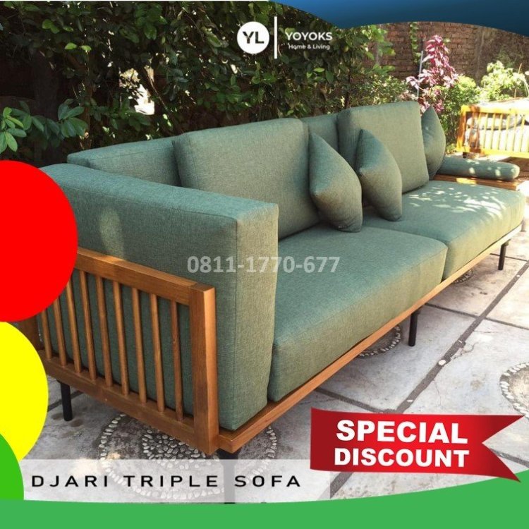 KF19 kursi kayu teras.jpg