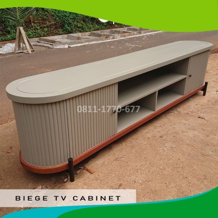 RA8 rak buku kayu.jpg