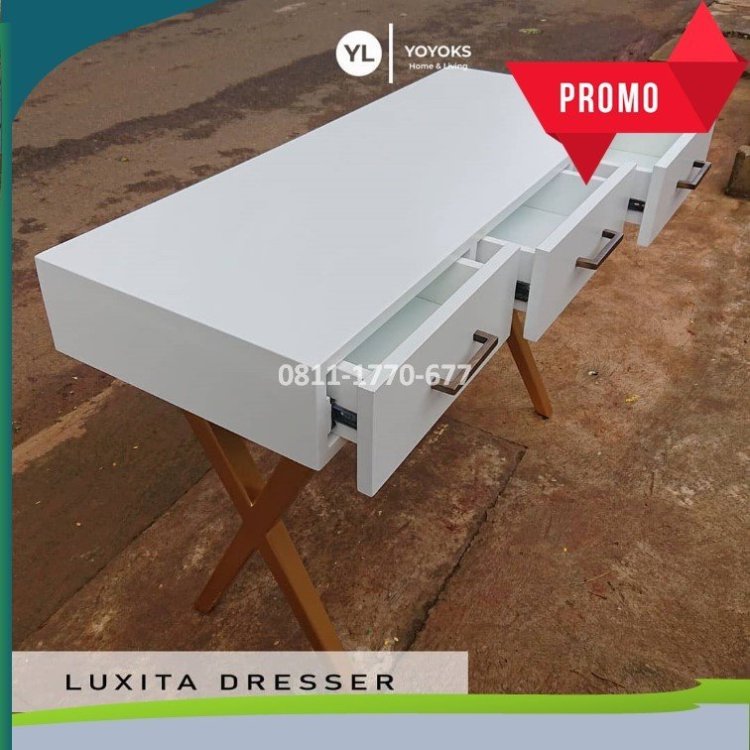 RB3 rak bunga dari kayu.jpg