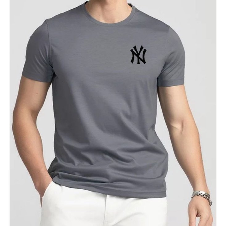 284890450_KaosDistroPriaNYLenganPendekTshirtLelakiDewasaFashion.jpg.8e0488fce5006bef4603446618a32cea.jpg
