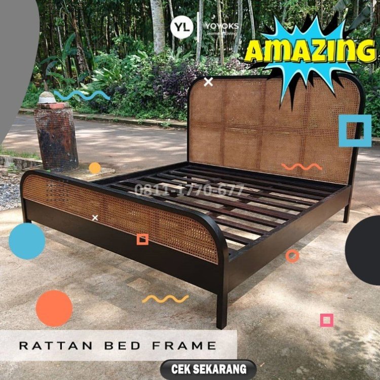 TTA77 dipan kayu.jpg