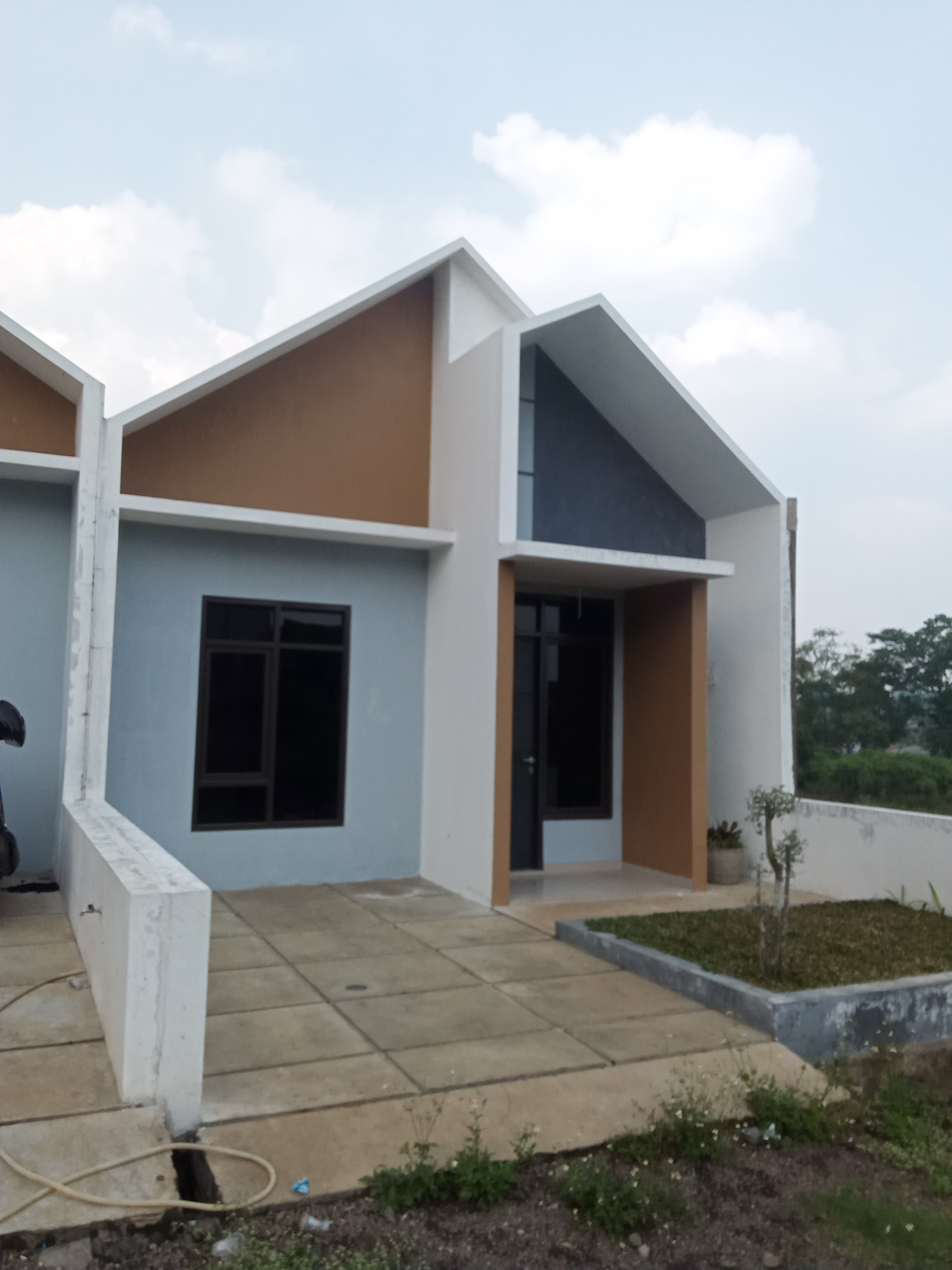 Rumah Cluster yang Nyaman dan Strategis di Tanjungsari