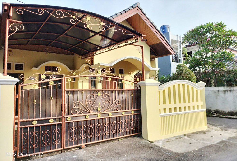 Rumah Dijual di Tanjung Barat Jakarta Selatan Dekat AEON Mall Tanjung Barat, RSUD Pasar Minggu, Stasiun Tanjung Barat, Tol TB Simatupang