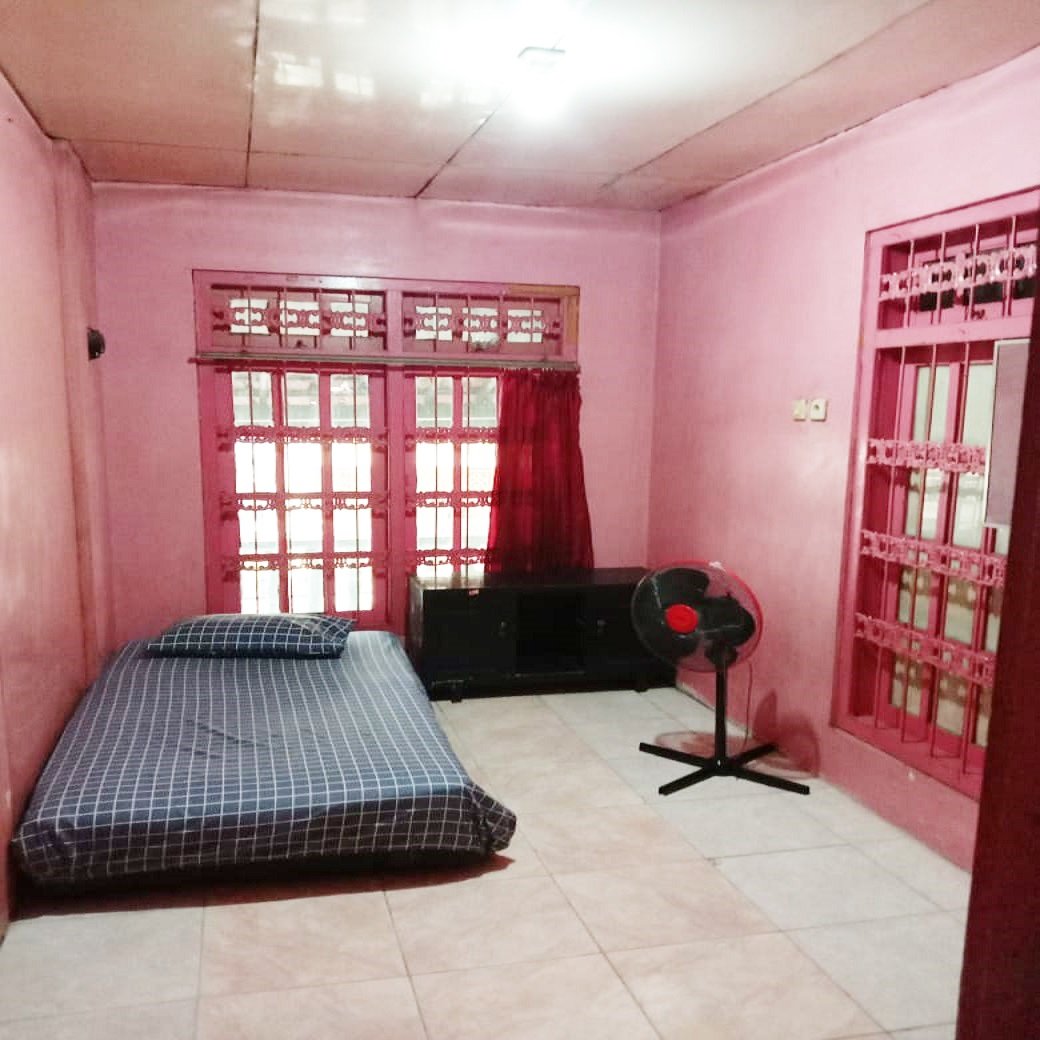 Kost Pria Muslim Dekat UI Salemba, Universitas Persada Indonesia, RSCM, Plaza Kenari Mas, Graha BNPB, BPOM RI, Stasiun Cikini