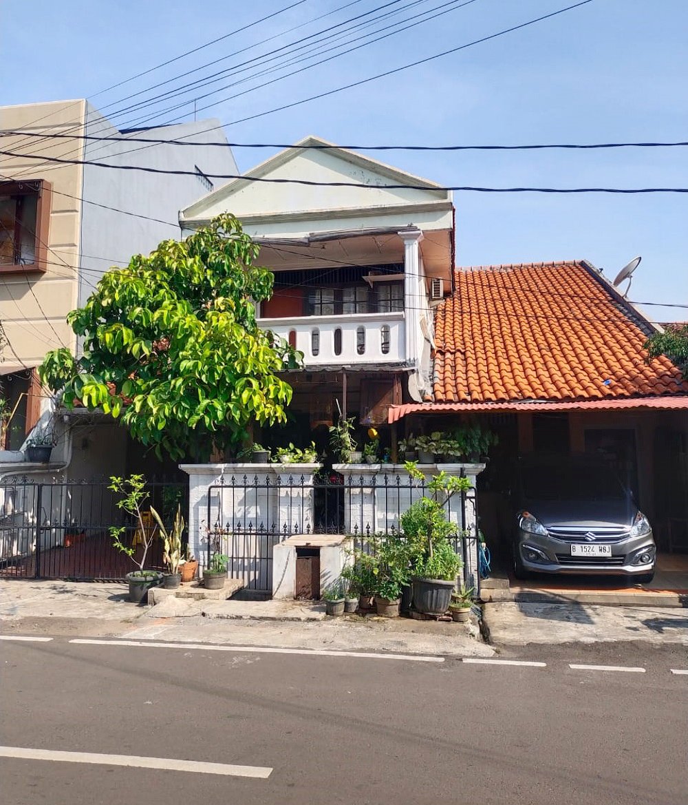 Rumah Dijual di Pulo Gadung Jakarta Timur Dekat Stasiun LRT Velodrome, Arion Mall Rawamangun, Universitas Negeri Jakarta, RS Persahabatan