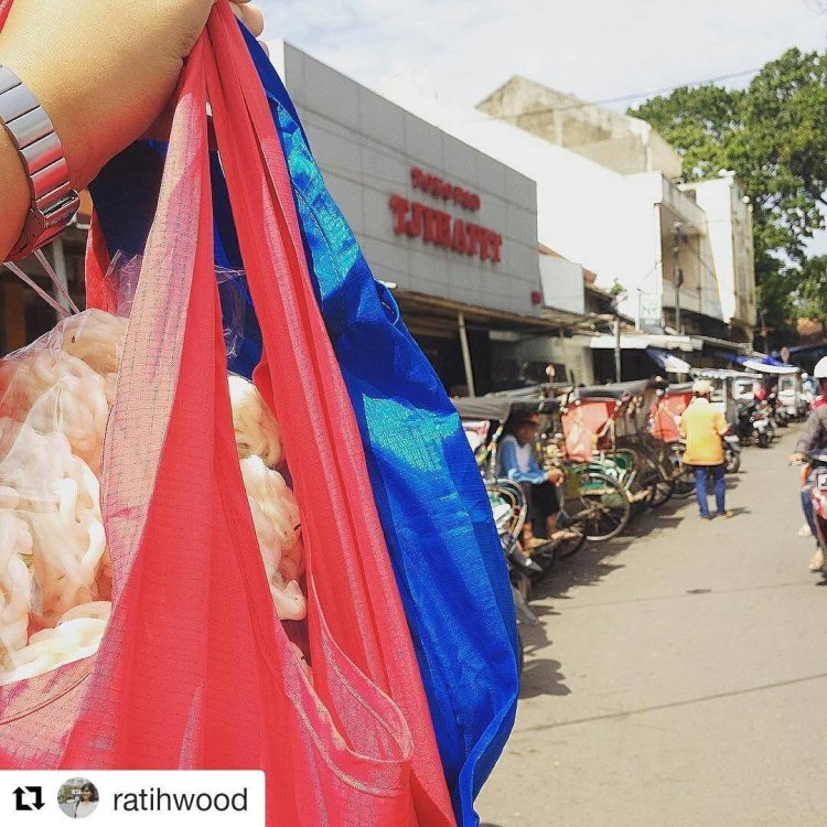 Tas Belanja Lipat Parasut Custom Souvenir baGoes.jpg