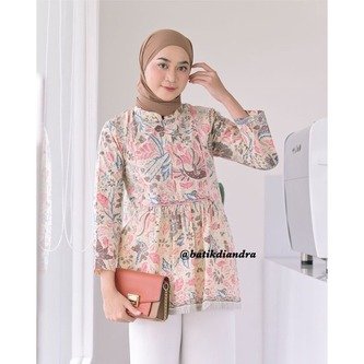 156511175_BatikBlouseAtasanWanitaKekinianBajuKerjaModernCouplebyAdhistiBlouseKrem(1).jpg.b8c0571a8e8de46b547fd22702278ffb.jpg