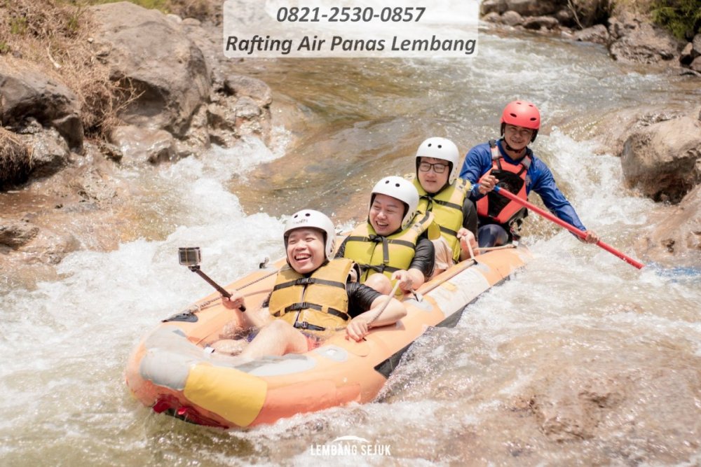 78 paket rafting lembang bandung.jpg