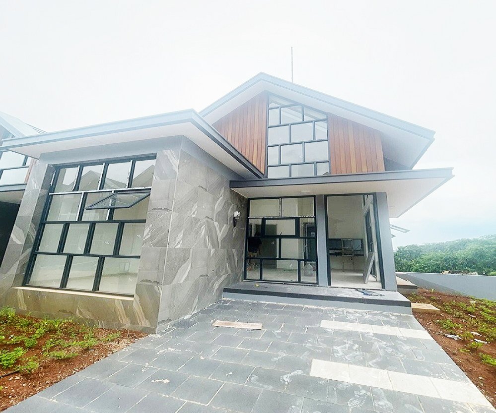 Rumah Dijual di Perumahan Golden Cikeas Dekat PPSDM Kementerian ATR/BPN, Emeralda Golf Club, Stasiun LRT Harjamukti, Plasa Cibubur