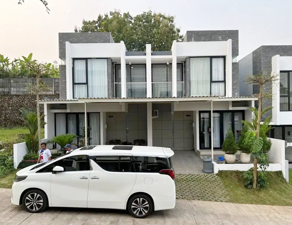 Villa Dijual di Bloomfield Mountain Resort The Taman Dayu Pasuruan Dekat Taman Safari Indonesia Prigen Pasuruan, Dairyland Farm Theme Park Prigen