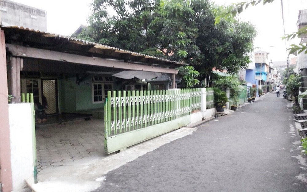 Rumah Dijual di Pondok Bambu Jakarta Timur Dekat Mall Bassura, Mall Kota Kasablanka, RS Premier Jatinegara, Stasiun Jatinegara, Gerbang Tol Pisangan