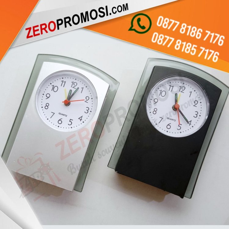 Souvenir Eksklusif Jam Meja Analog JMP-212 k.jpg