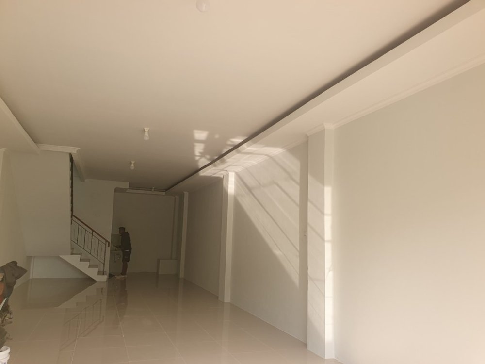 WhatsApp Image 2024-10-17 at 06.44.23 (4).jpeg