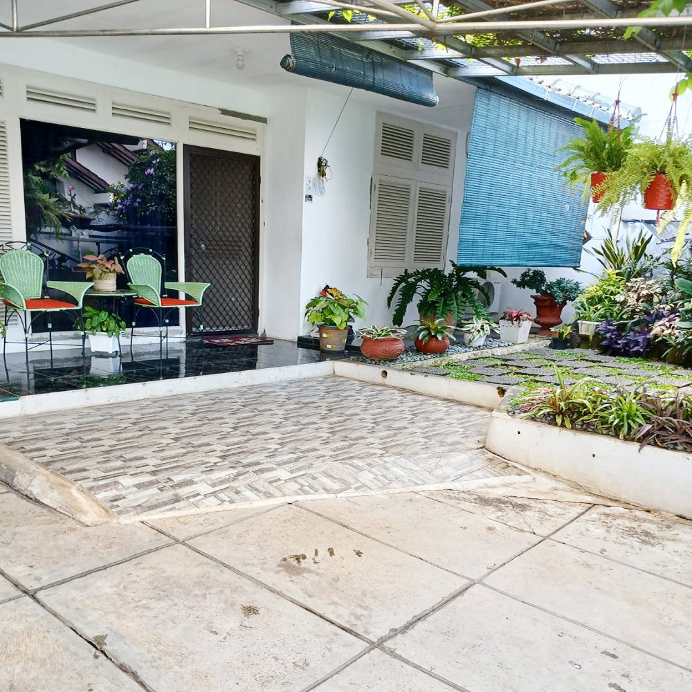 Rumah Dijual di Ciracas Jakarta Timur Dekat SMA Negeri 58 Jakarta, Universitas Saintek Muhammadiyah, Pasar Jaya Ciracas, Mall Cijantung, RSUD Pasar Rebo