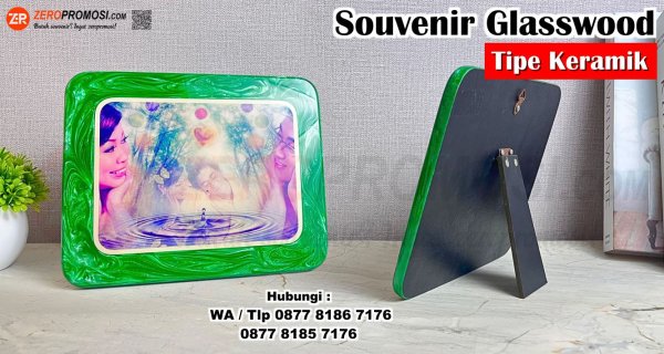 Jual Souvenir Murah Cetak Foto Glasswood Keramik Custom Premium.jpg