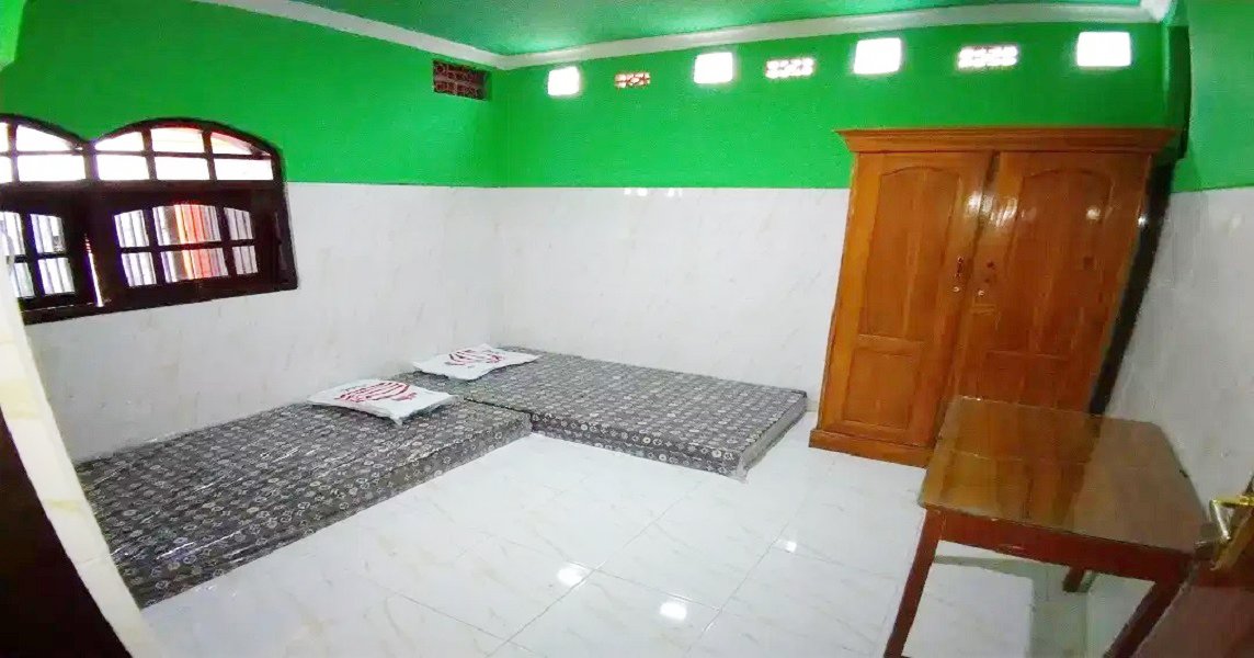 Kost Putra Dekat UNESA, Mall Royal Plaza, Mall CITO, Maspion Square, RS Islam Surabaya, RSPAL Dr. Ramelan Surabaya