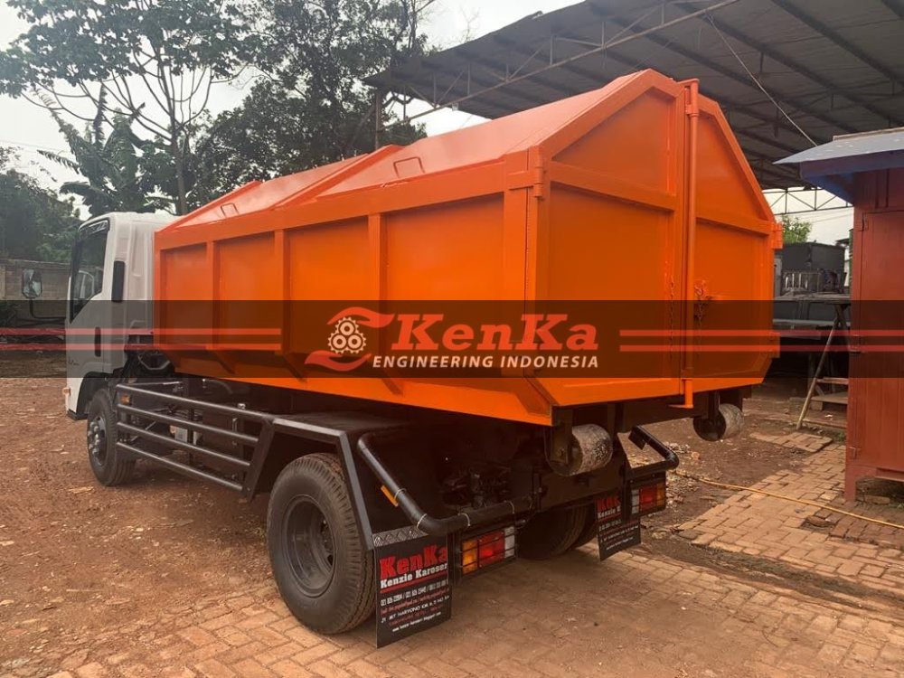 Karoseri Arm Roll - Kendaraan Angkutan Sampah __ PT. KenKa Engineering Indonesia __ IMG-20191209-WA0006.jpg.jpg
