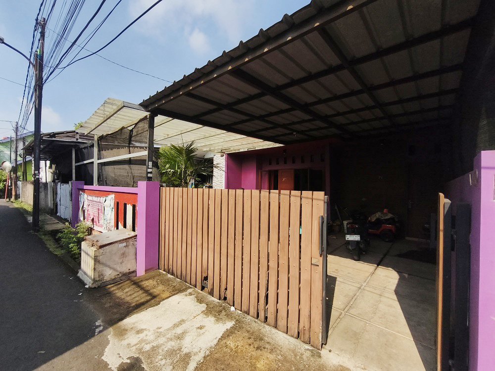 Rumah Dijual di Petukangan Selatan Dekat RS Petukangan, Universitas Budi Luhur, SMAN 90 Jakarta Selatan, Pasar Pesanggrahan, ITC Cipulir Mas