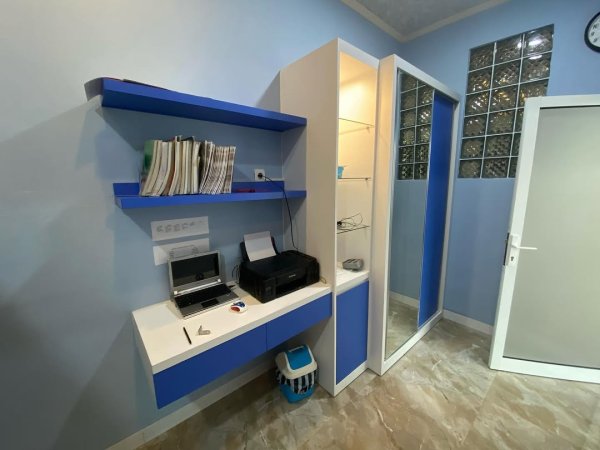 Kamarset anak pesanan bapak joko ungaran.Produsen Furniture & Design Melayani jasa pembuatan interior furniture sesuai pesanan ➖➖➖➖➖➖➖➖➖➖➖➖➖➖➖➖➖➖➡️Office set➡️Meja Receptionis➡️Backdrop➡️Rak Buku➡️Kitchen set➡️Kam.jpg