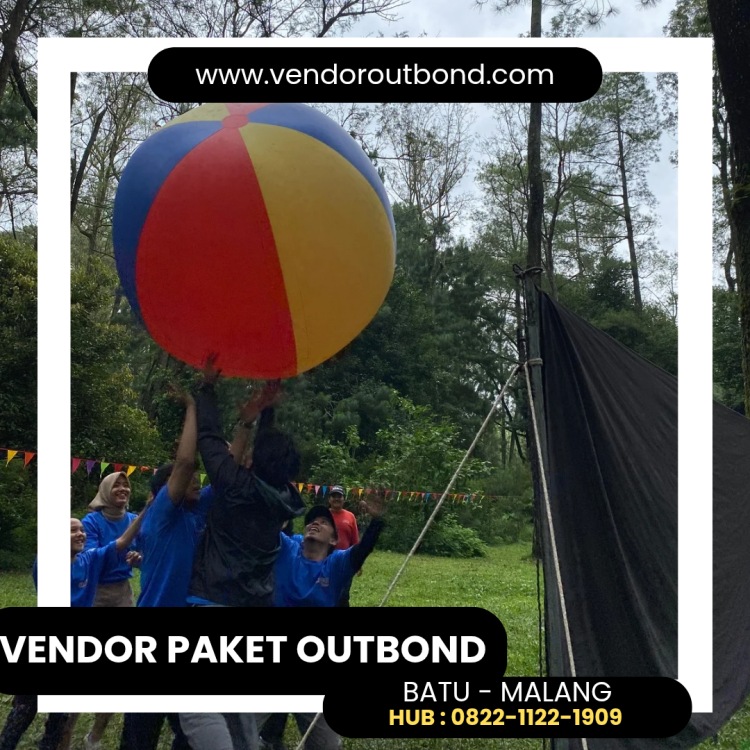 kegiatan EO outbound pegawai BUMN di Malang Raya dengan latar pegunungan dan fasilitator Gemilang Katun Outbound