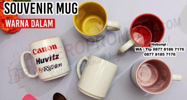 jual Souvenir Mug Murah model warna dalam custom logo.jpg