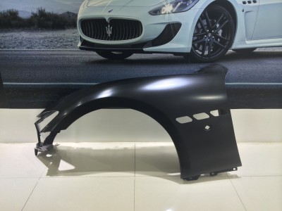 GranCabrio/GranTurismo,Complete L.H.FrontFender,10100