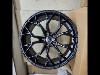 胎軨,18  5×114.3 8.5j et42,美國Hurrikan Flow Formed,1001