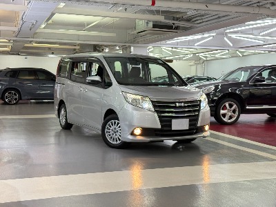  豐田 Toyota,NOAH,2018,8,SILVER 銀色,