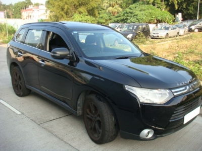 OUTLANDER 2.0 CVT,三菱 Mitsubishi,2013,BLACK 黑色,7