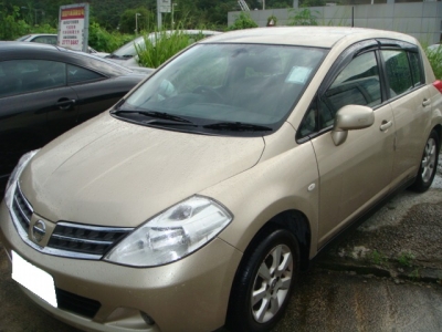 TIIDA HATCHBACK,日產 Nissan,2011,BEIGE 淺棕色,5