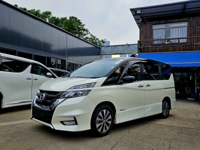 SERENA HIGHWAY STAR VIP S-HYBRID,日產 Nissan,2017,WHITE 白色,7