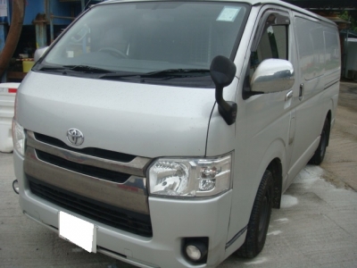 HIACE 2.8 DELUXE EURO 6,豐田 Toyota