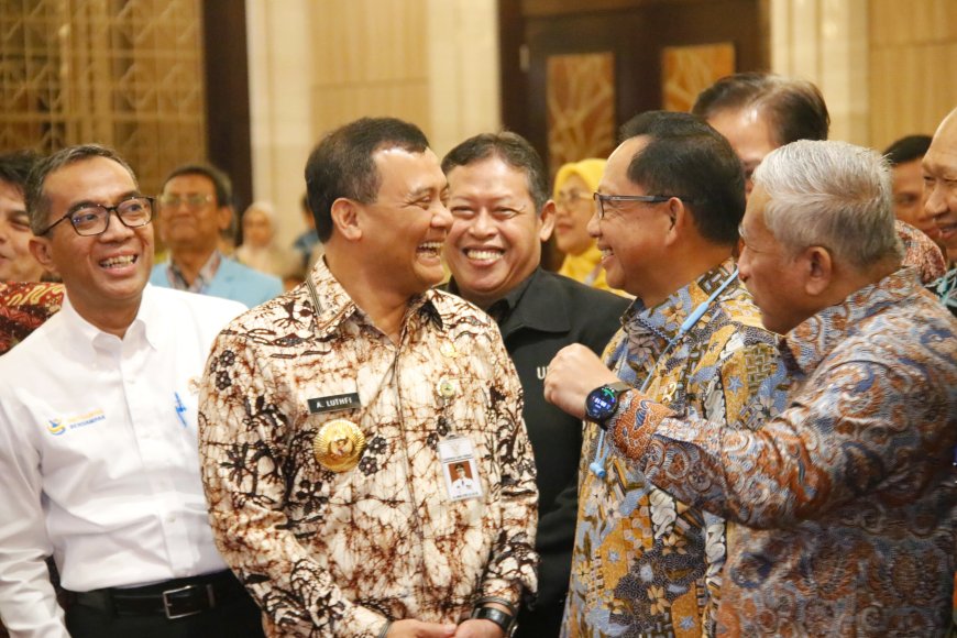 Mendagri Apresiasi Langkah Ahmad Luthfi Gandeng 44 Perguruan Tinggi dalam Membangun Daerah