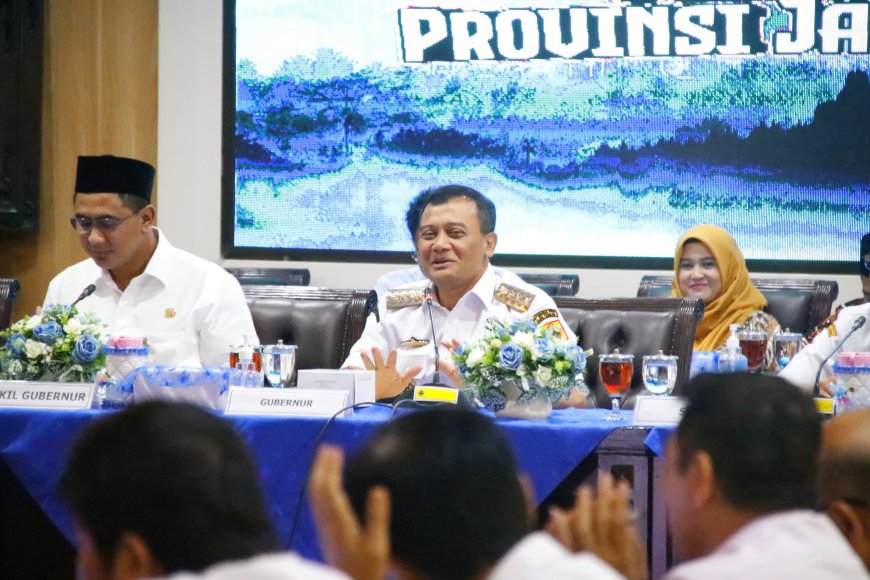 Gubernur Luthfi Akan Bantuk Satgas Pengelolaan Sampah