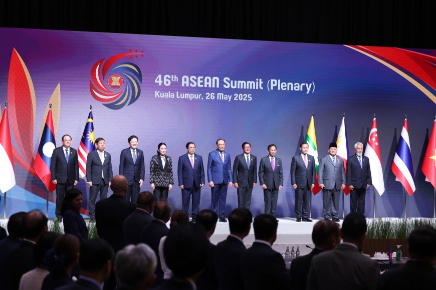 Presiden Prabowo Hadiri Sidang Pleno KTT ke-46 ASEAN
