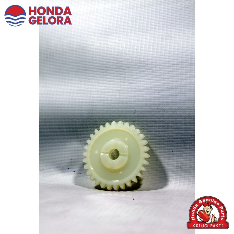 GEAR, OIL PUMP DRIVEN