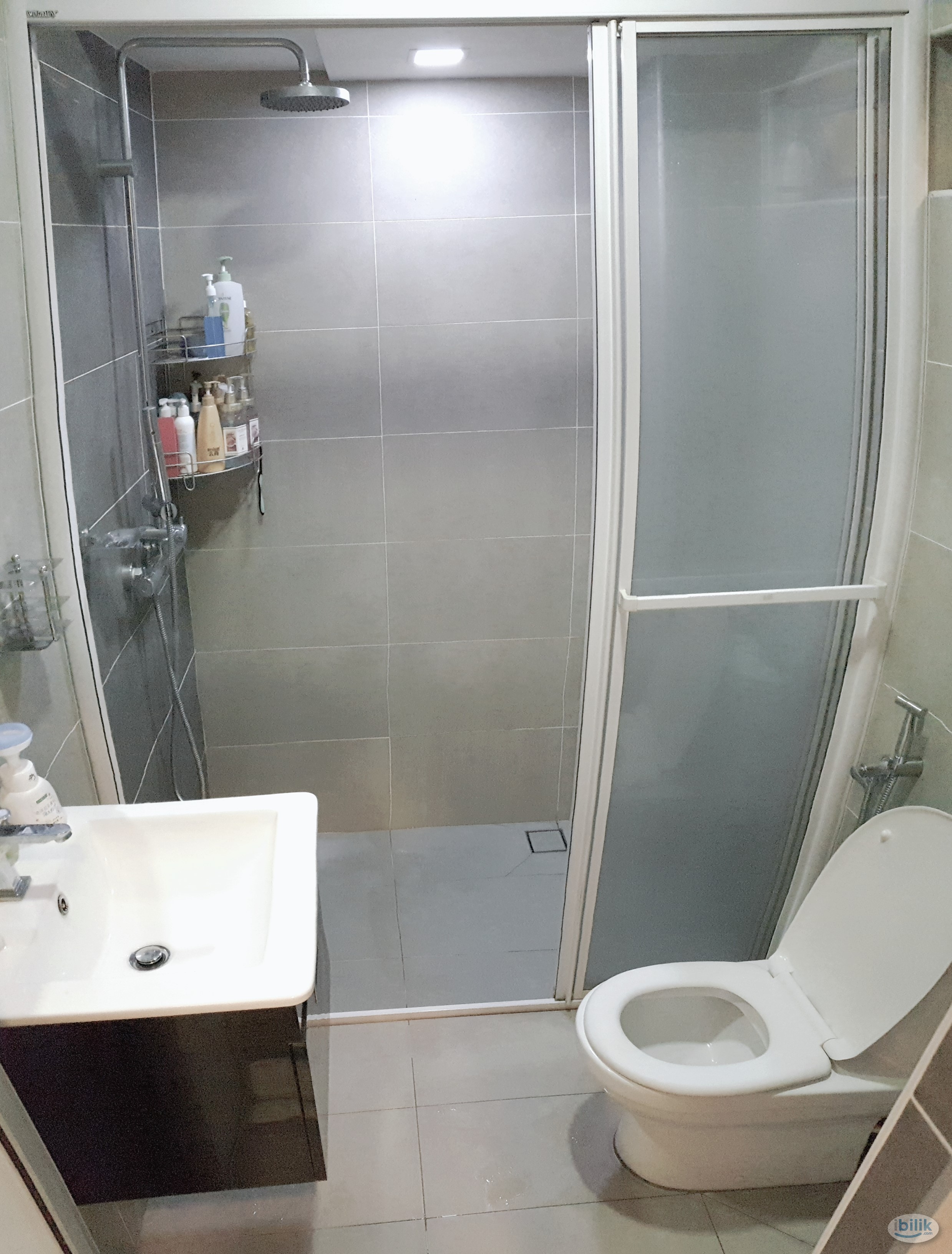 Image 5 of 【Chinese Female】🏰SMART HOUSING🏰 - Room For Rent - Room rental in 