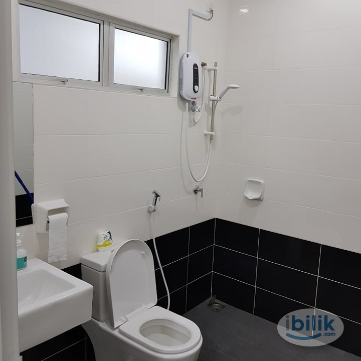 Middle Room at Kulim HiTech, Kulim Utama Fasa 2, Kedah Room For Rent in