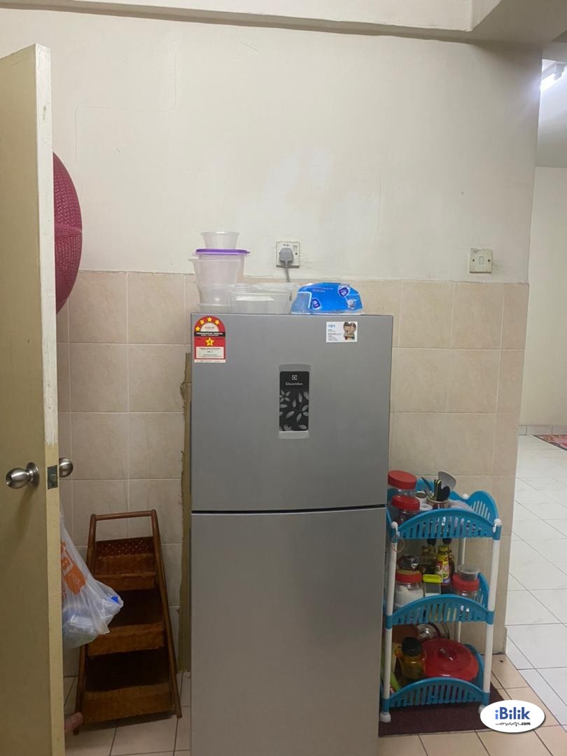 Master Room At Mawar Apartment Sentul Room For Rent In