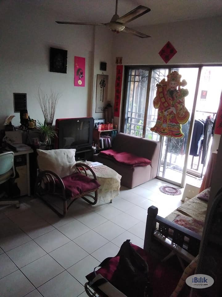 Middle Room at Villa Tropika @ Pudu Impian II, Cheras - Room For 