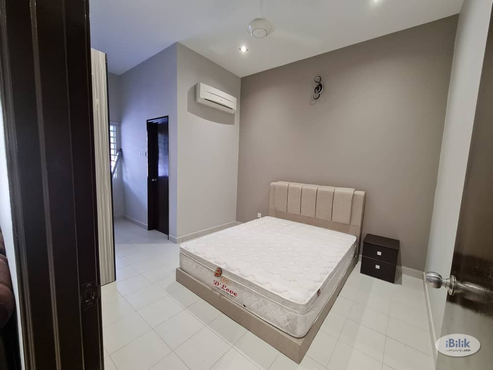Set Bilik Tidur Home Furniture Others On Carousell