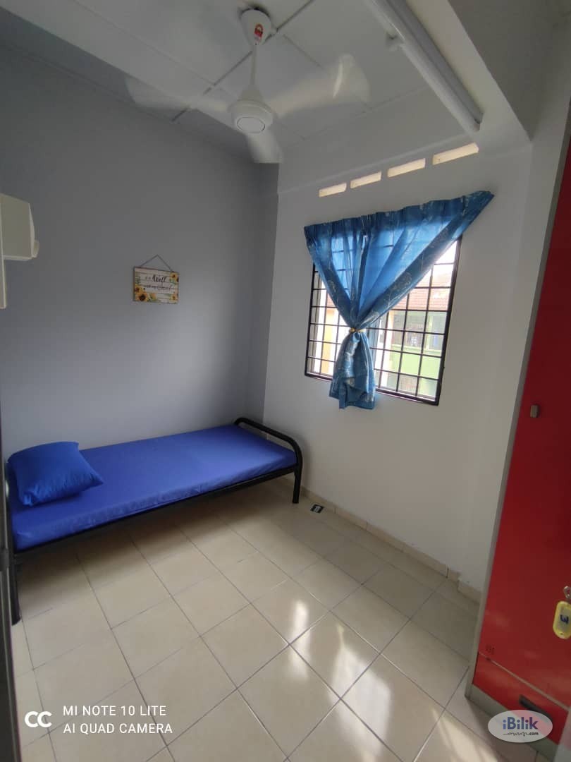 Single Private Room Free Wifi Klia Sepang Tabung Haji Room For Rent In
