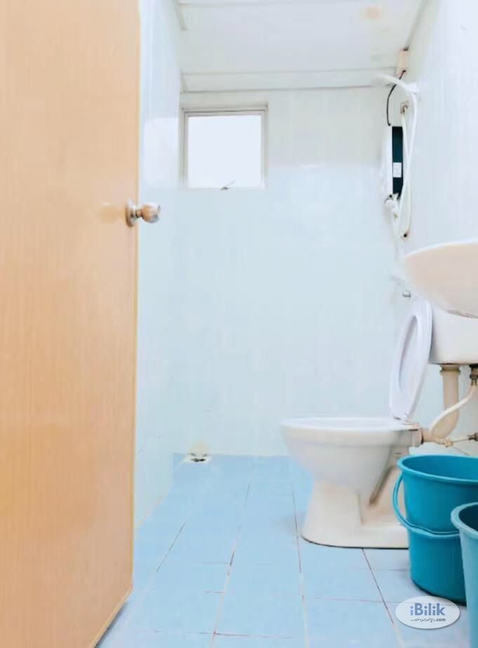 Middle Room At Wangsa Metroview Wangsa Maju Room For Rent In