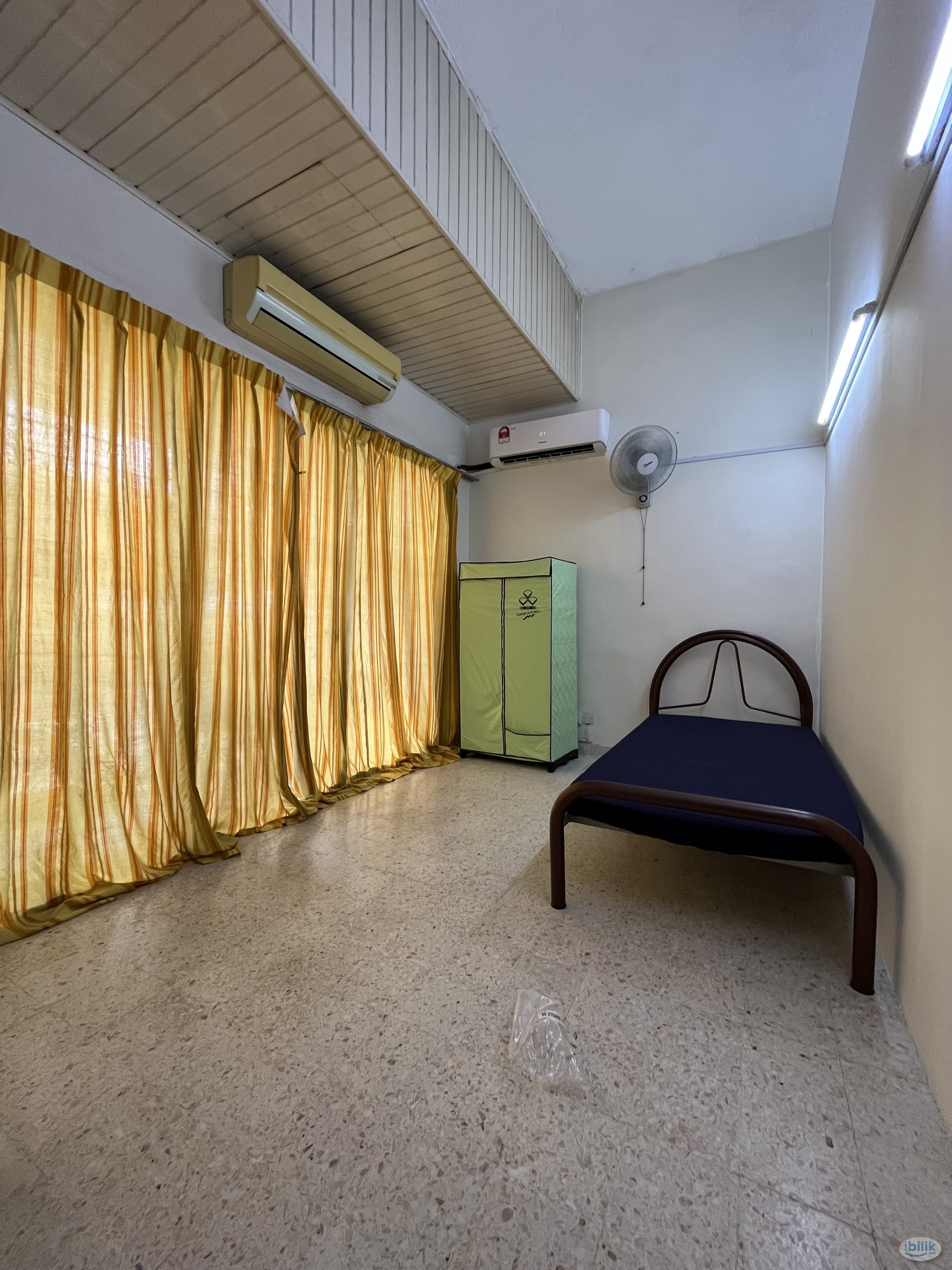 Fully Furnished Single Room Only 1 Month Deposit High Speed Wifi Weekly Cleaning Utilities Included Room For Rent In