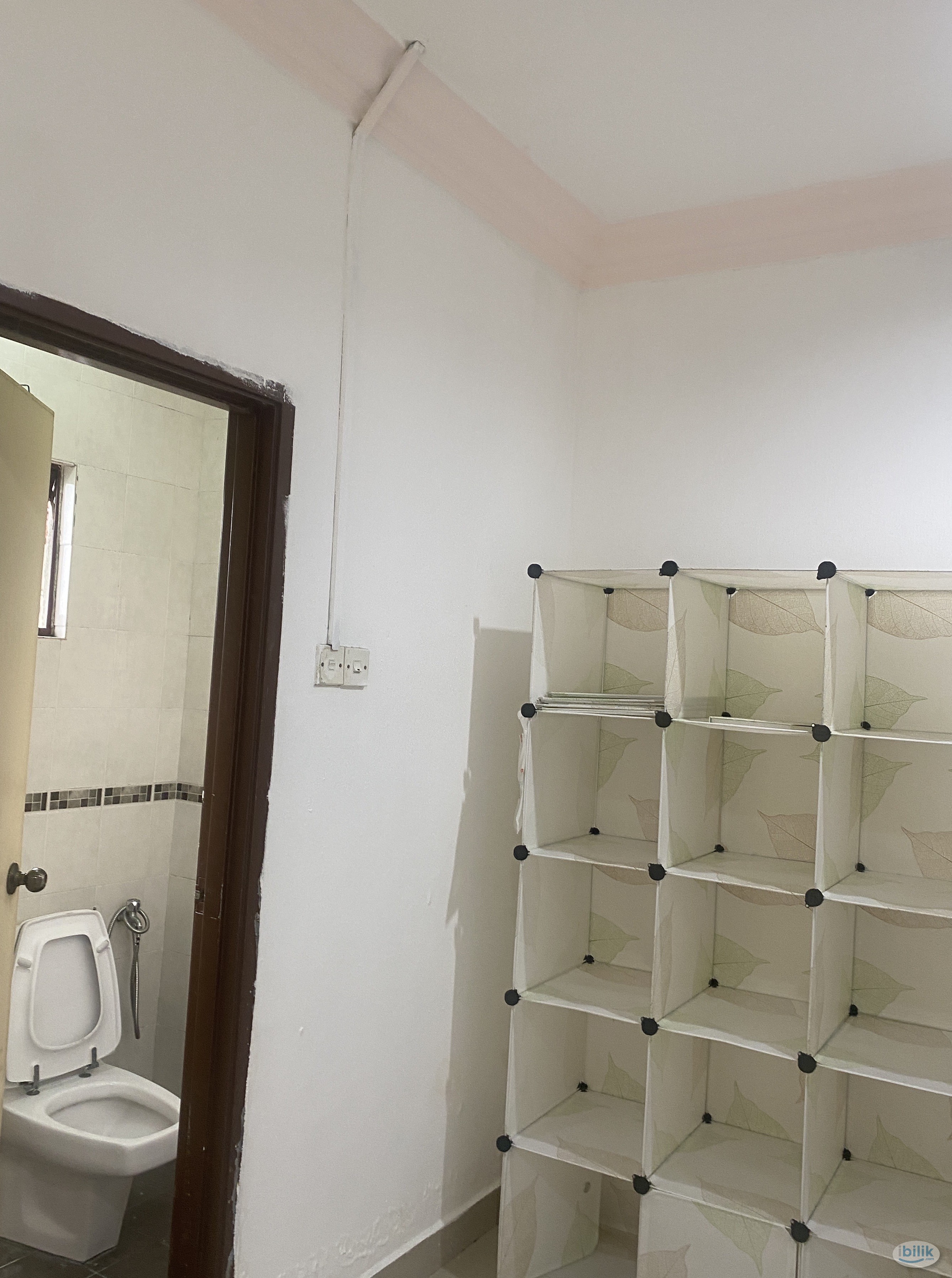 [Seksyen 13] Room attached private bathroom‼️ Free Wi-Fi, Free Car